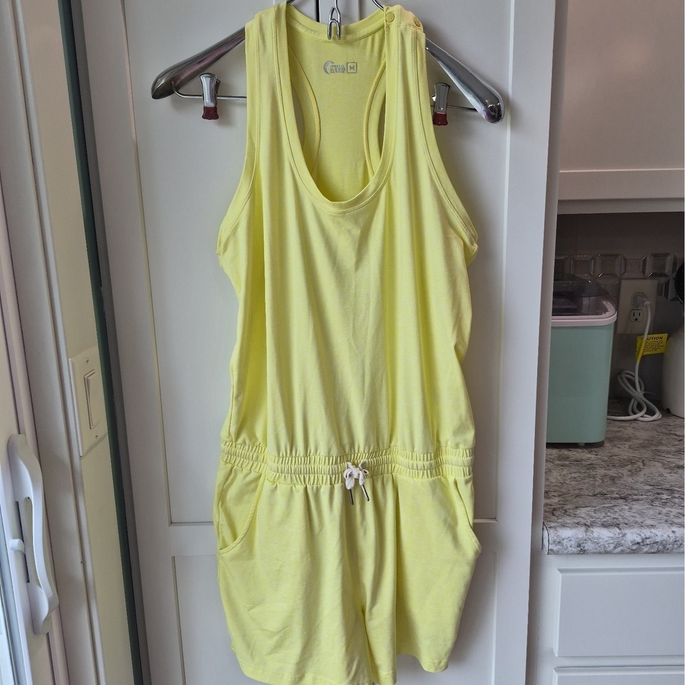 ZYIA Active Lemon Laguna Downtime Romper Shorts Size Medium Waist Yellow